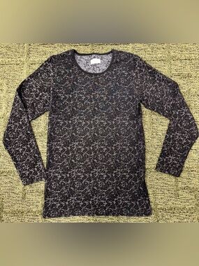Athleta Momentum Black & Gray floral print Scoop Neck L/S athletic top sz L
